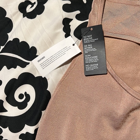 Guess new dress size S - Picture 5 of 6